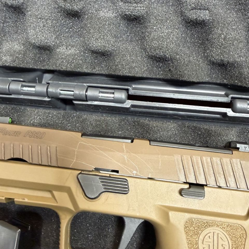 Image 2 - Sig 320 xcarry