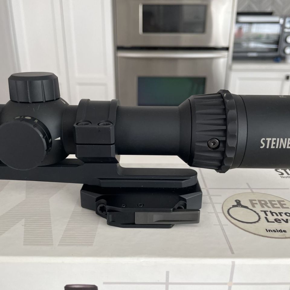 Image 2 - Steiner P4Xi Recon