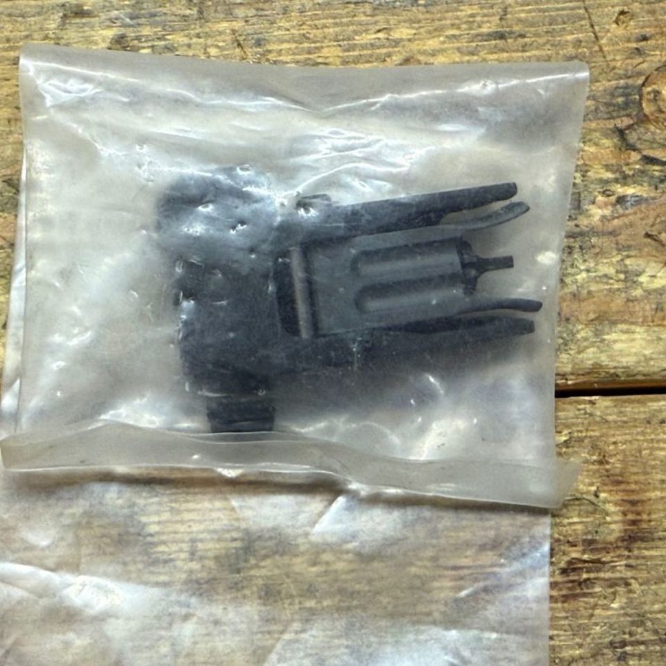 Image 1 - Knights 99051 front sight new 