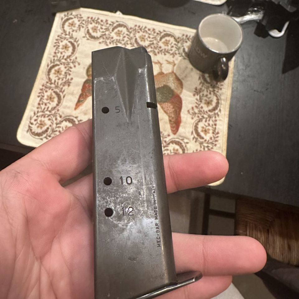 Image 1 - Sig p226 magazine