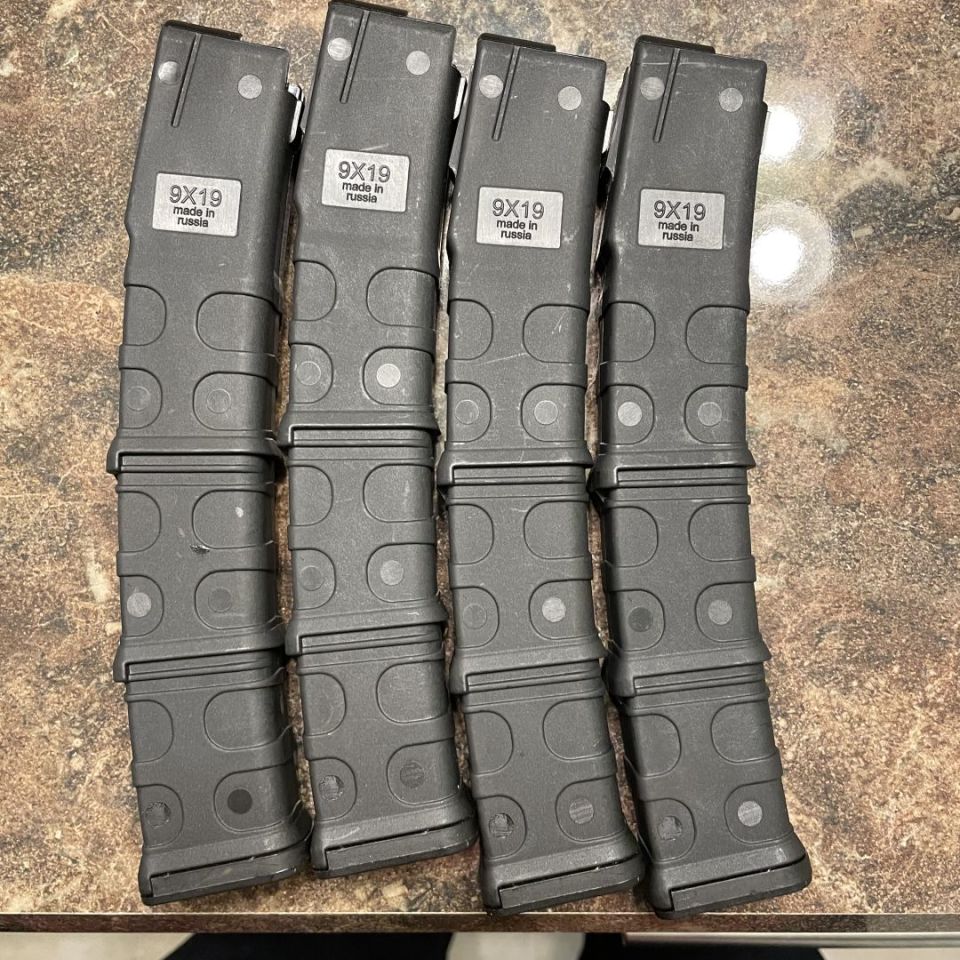 Image 2 - Kr9 with 6 mags