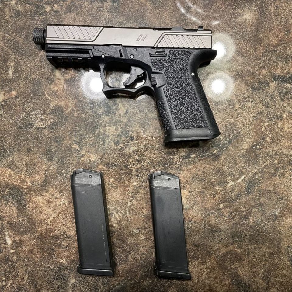 Image 3 - WTT P80 Glock 19 with zev slide