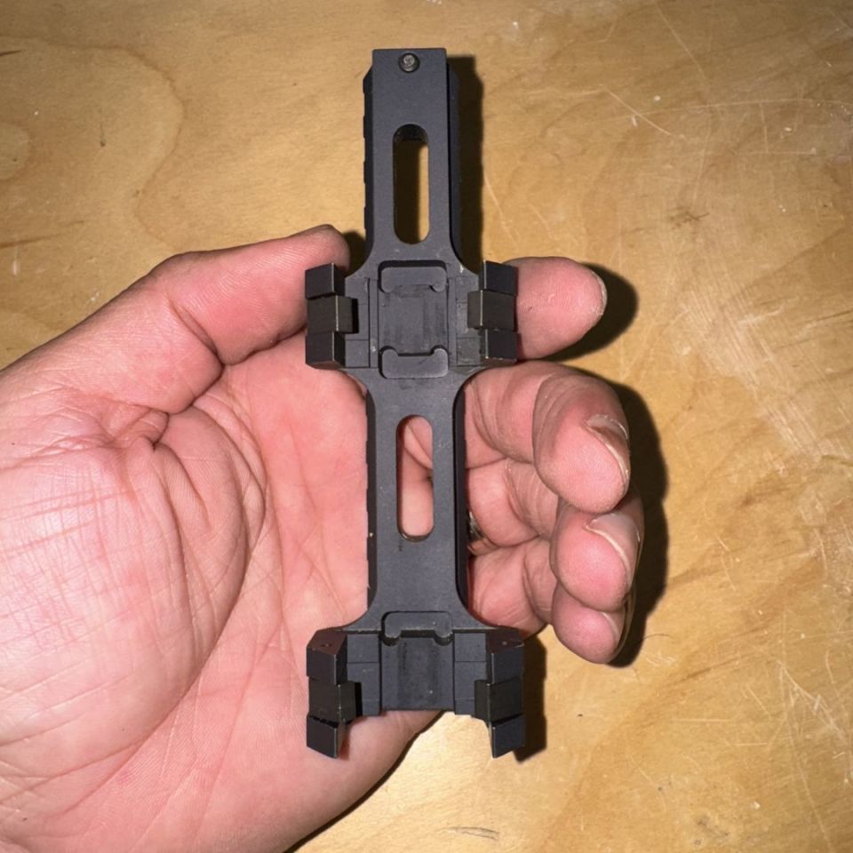 Image 2 - Mp5 claw optic mount