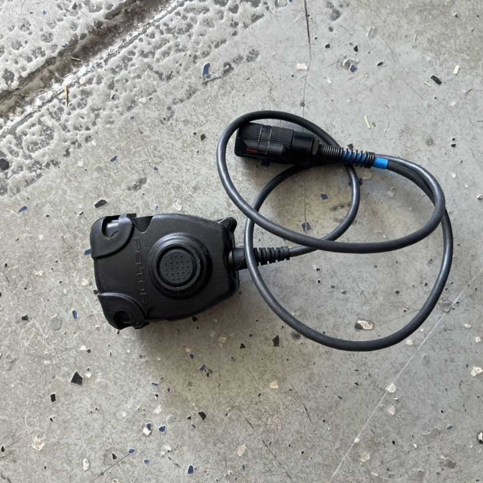 Image 1 - Peltor/Tactical Command PTT’s