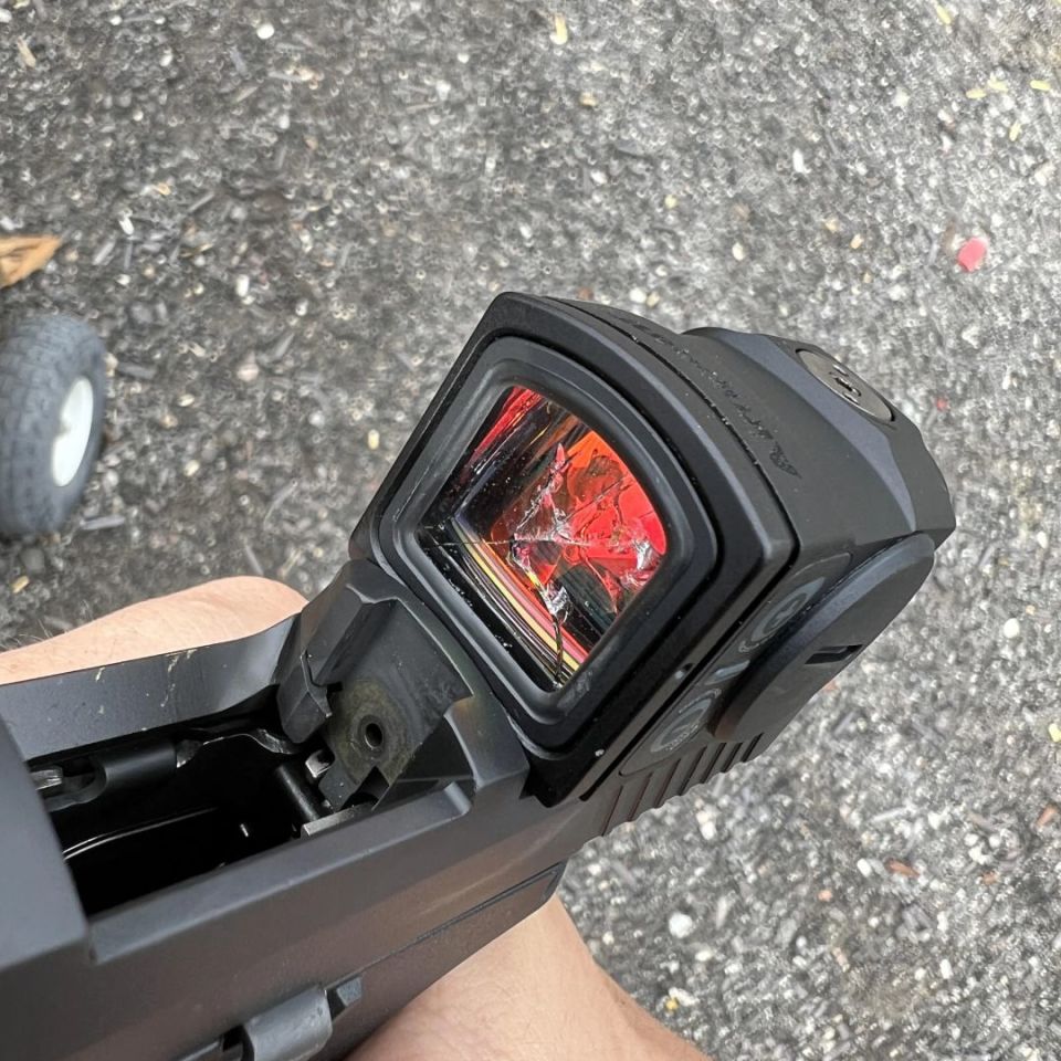 Image 1 - WTB: Destroyed or Fake Acro