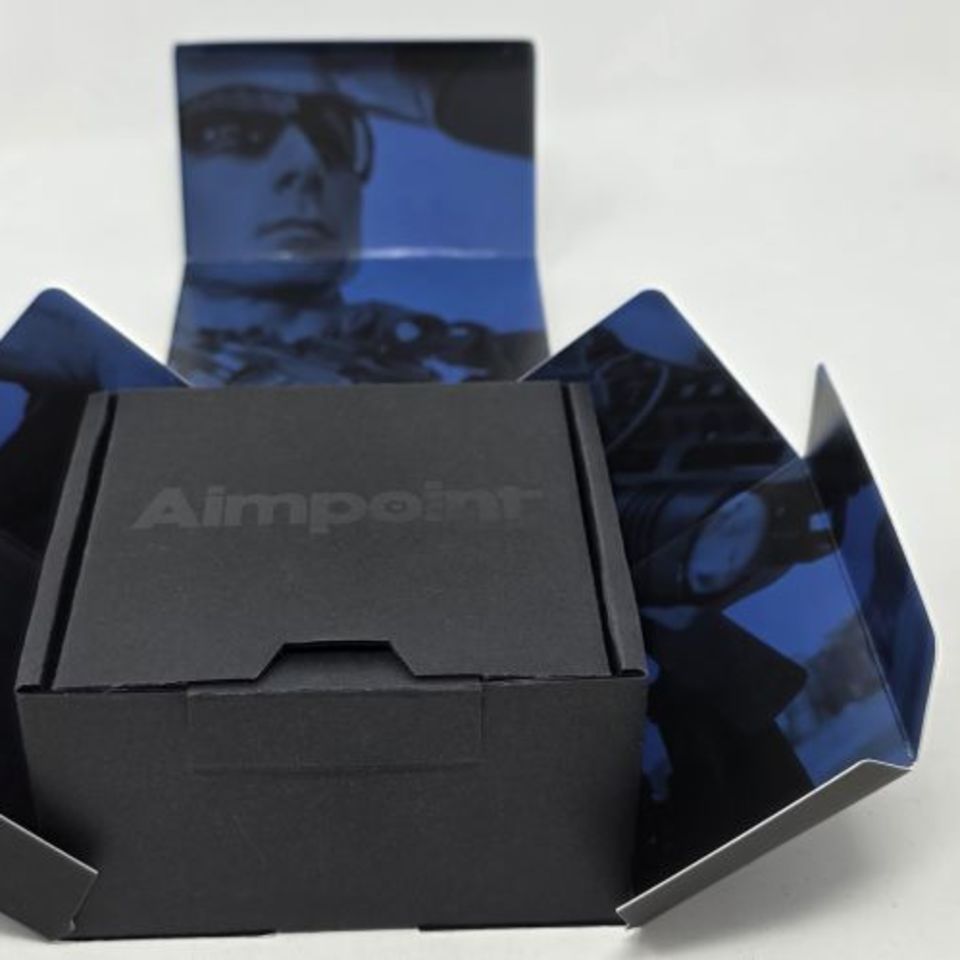 Image 2 - Aimpoint Duty RDS 2 MOA BNIB