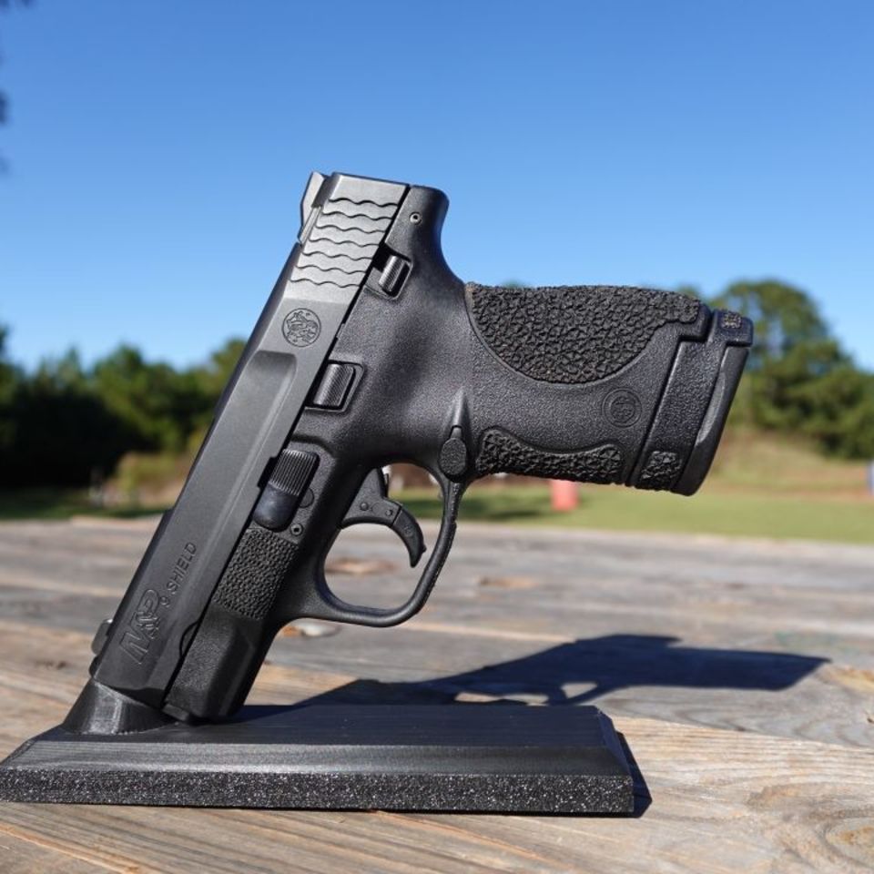 Image 2 - S&W Shield 9mm + extras