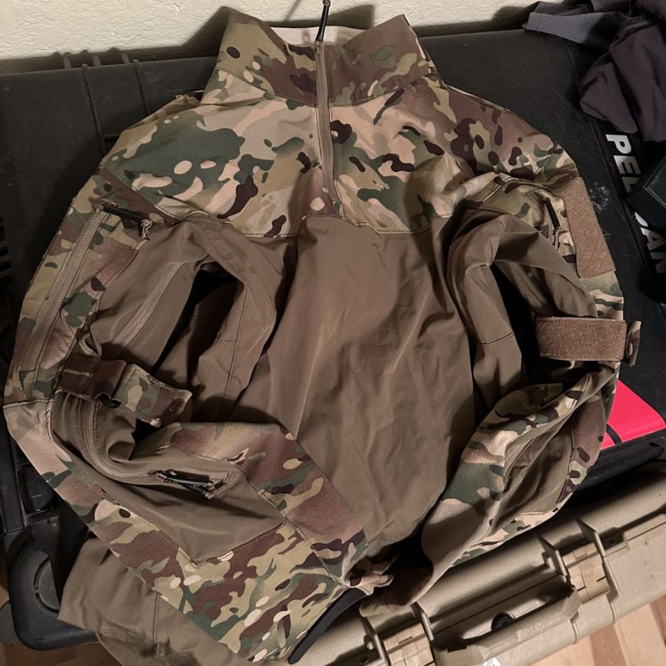 Image 1 - Arcteryx top multicam small 