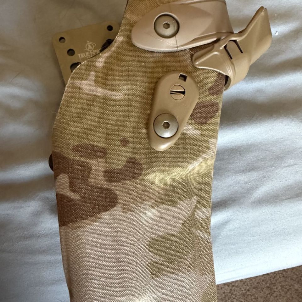 Image 1 - Safariland Glock 17 RMR x300u