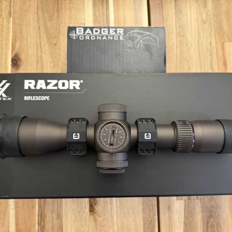 Image 1 - Razor 4-24 