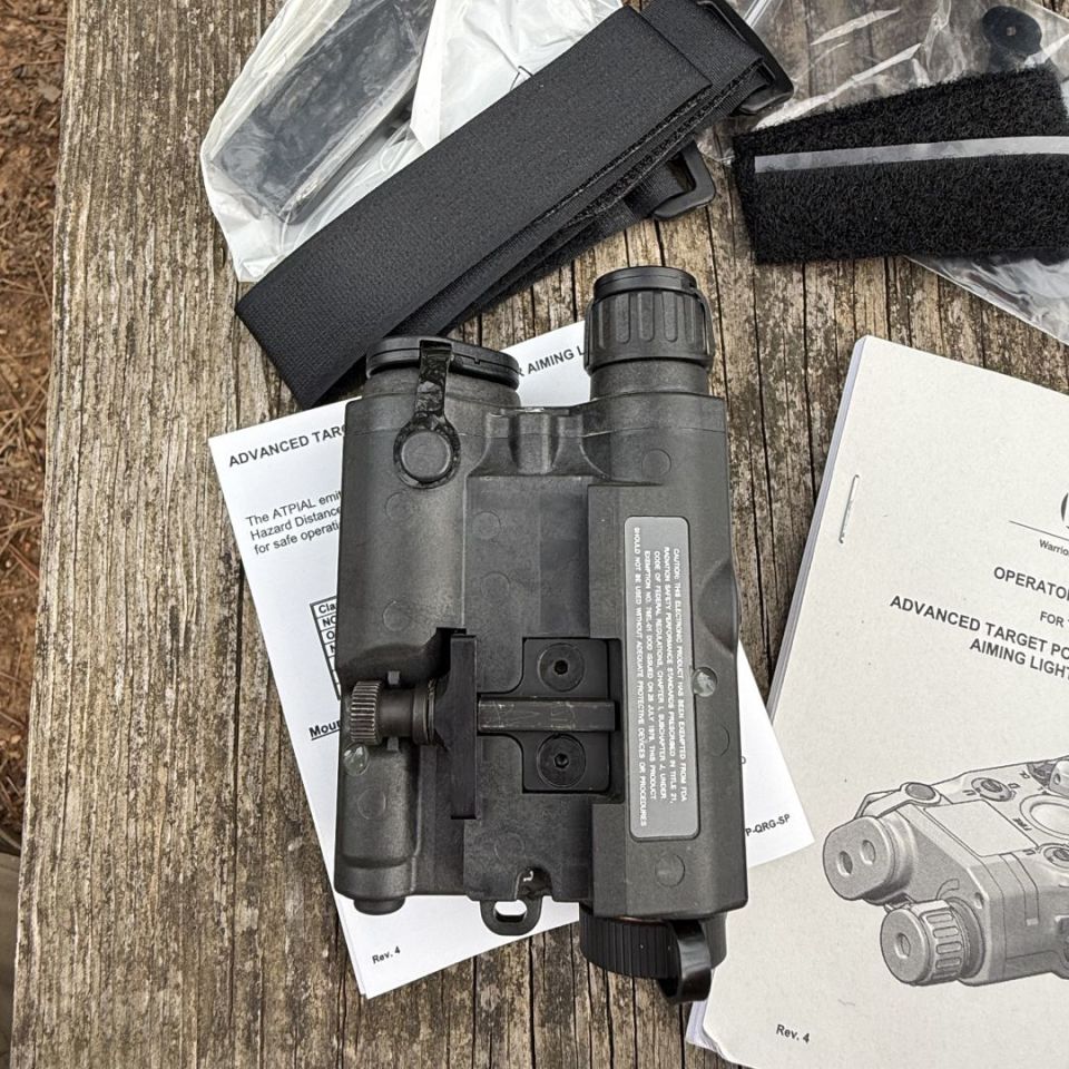 Image 2 - Minty Black FP PEQ-15 