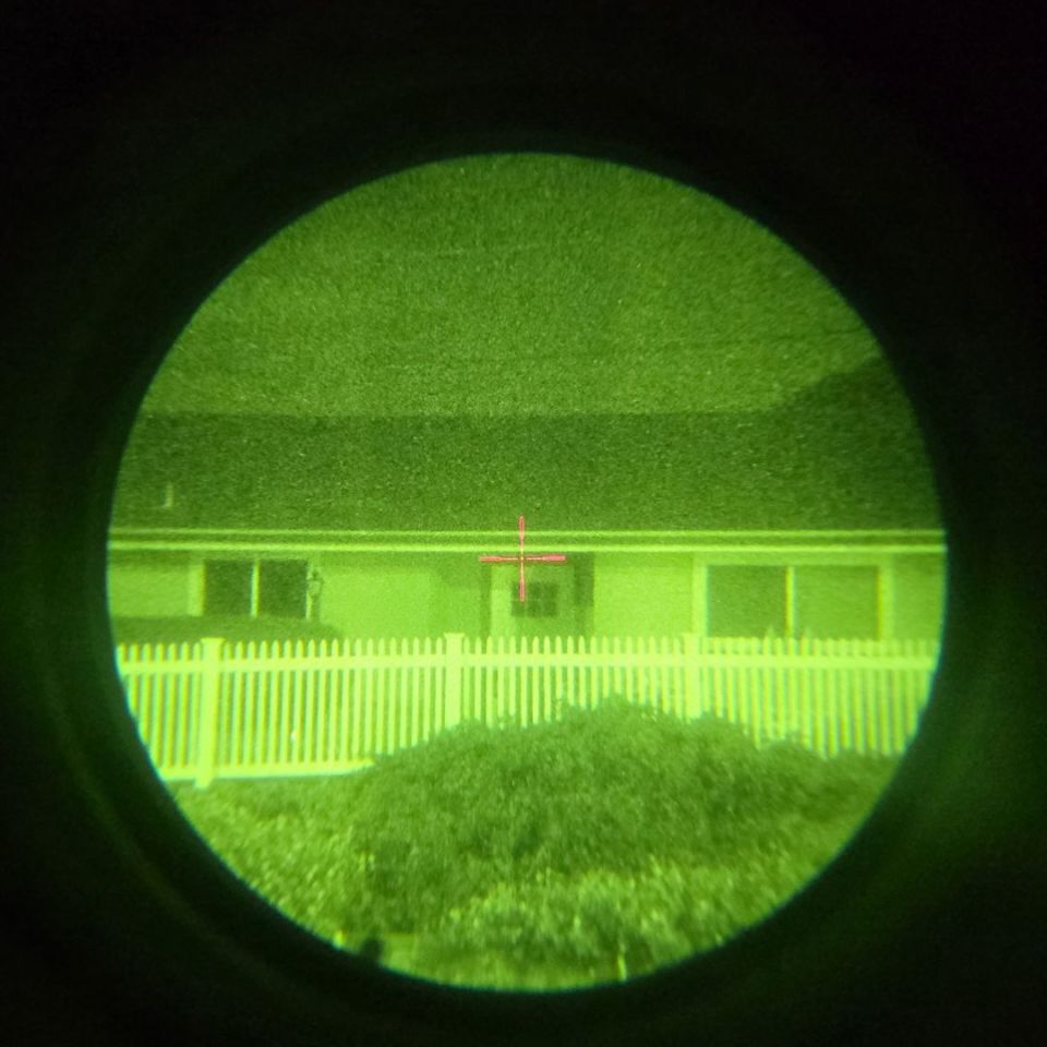 Image 3 - Night Optics D-740 4X Scope 