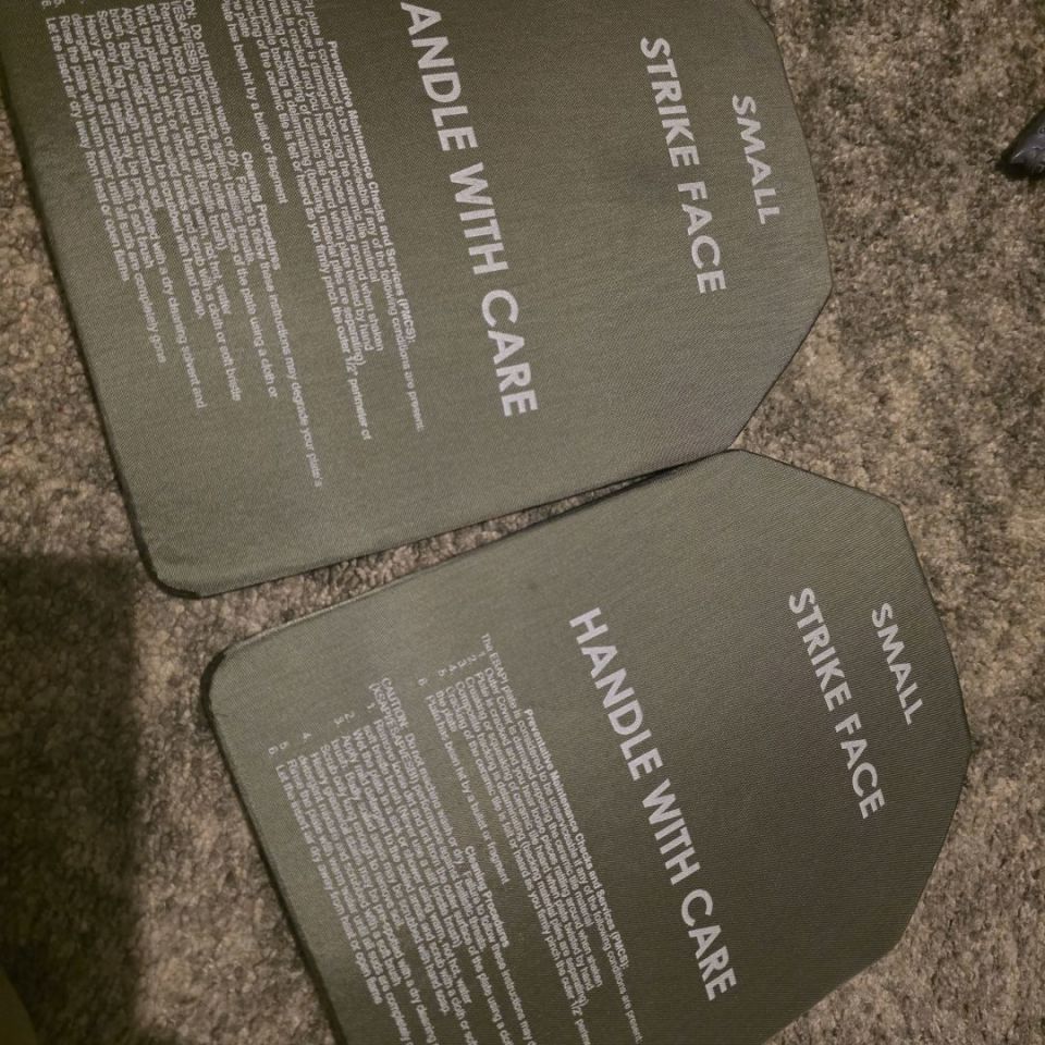 Image 1 - Ceradyne Esapi Lvl 4 Plates 