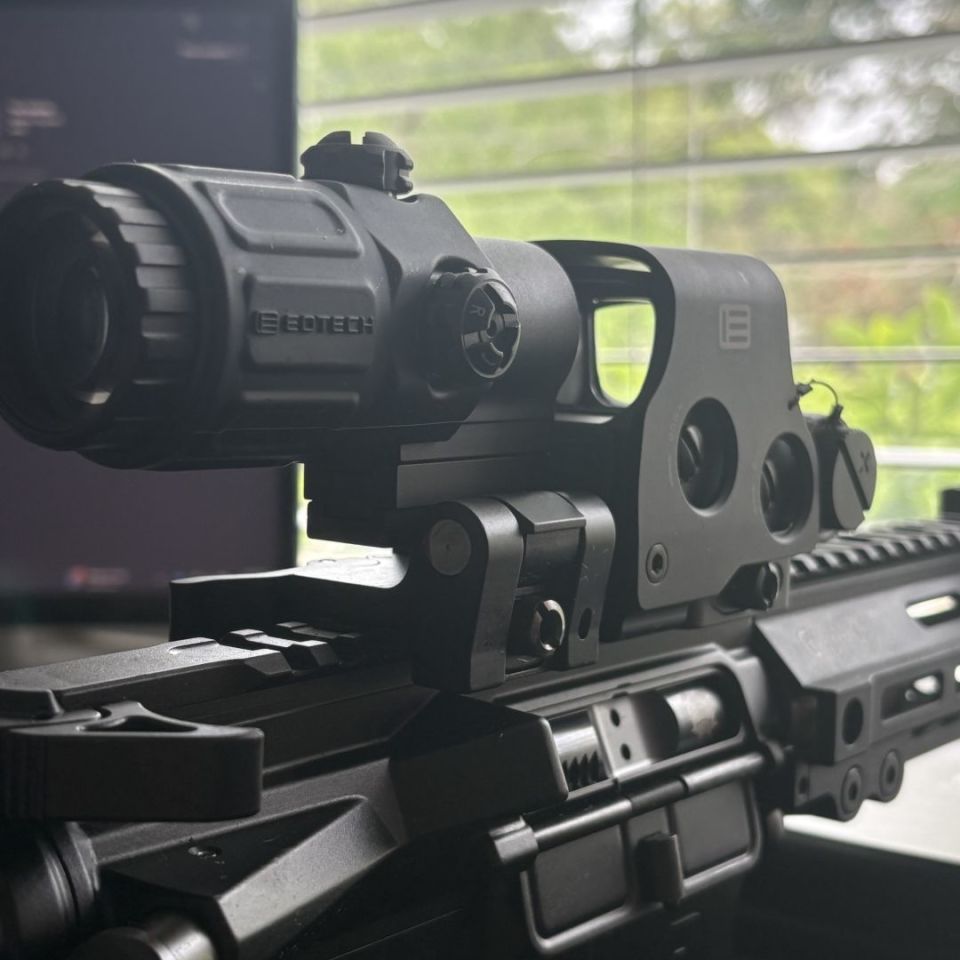Image 3 - Eotech HHS exps2-0 with g33