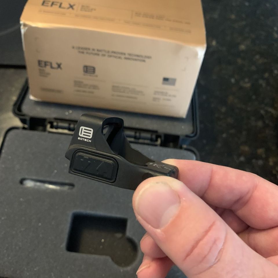 Image 2 - Eotech EFLX 6MOA BLACK * new in hand*