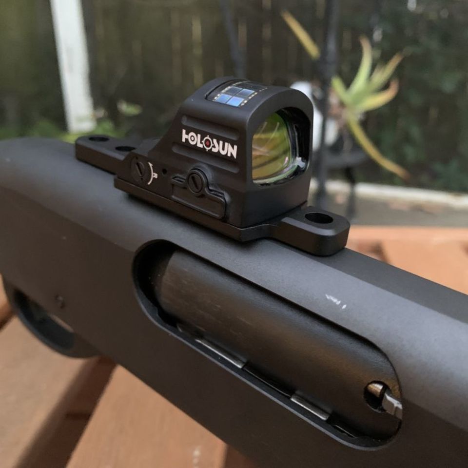 Image 1 - MOSSBERG Mount + HOLOSUN 407C
