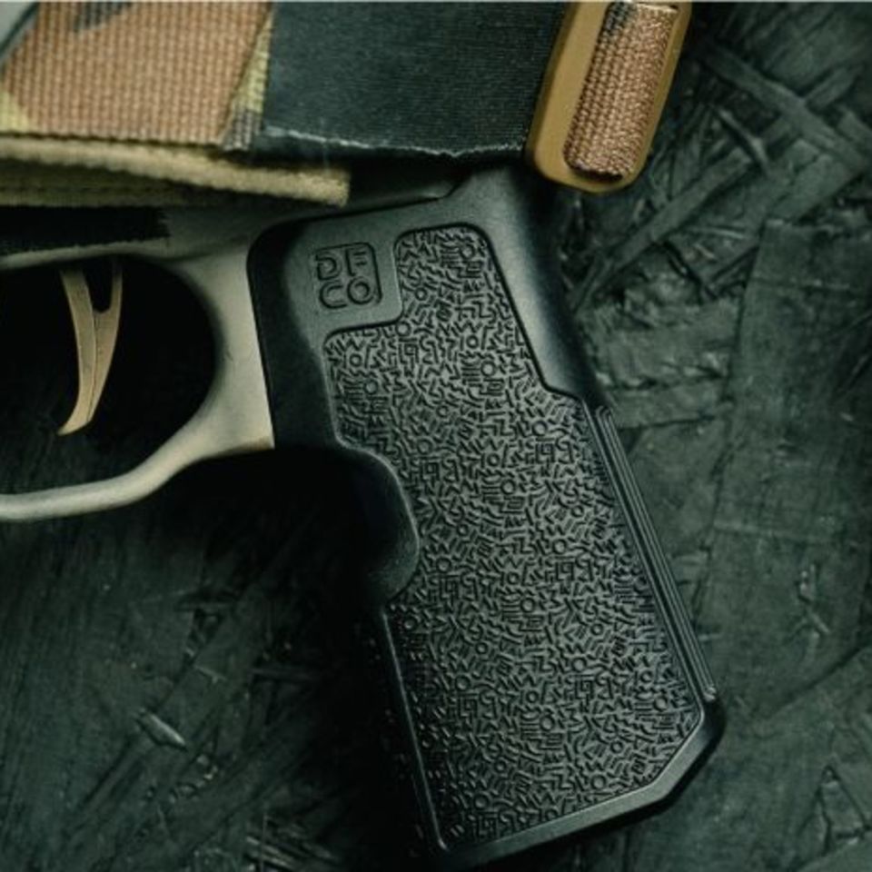 Image 3 - Mossberg 500 KUNG FU GRIP Mesa