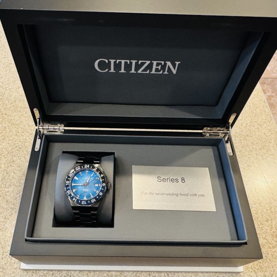 Image 2 - Citizen Series8 880 GMT