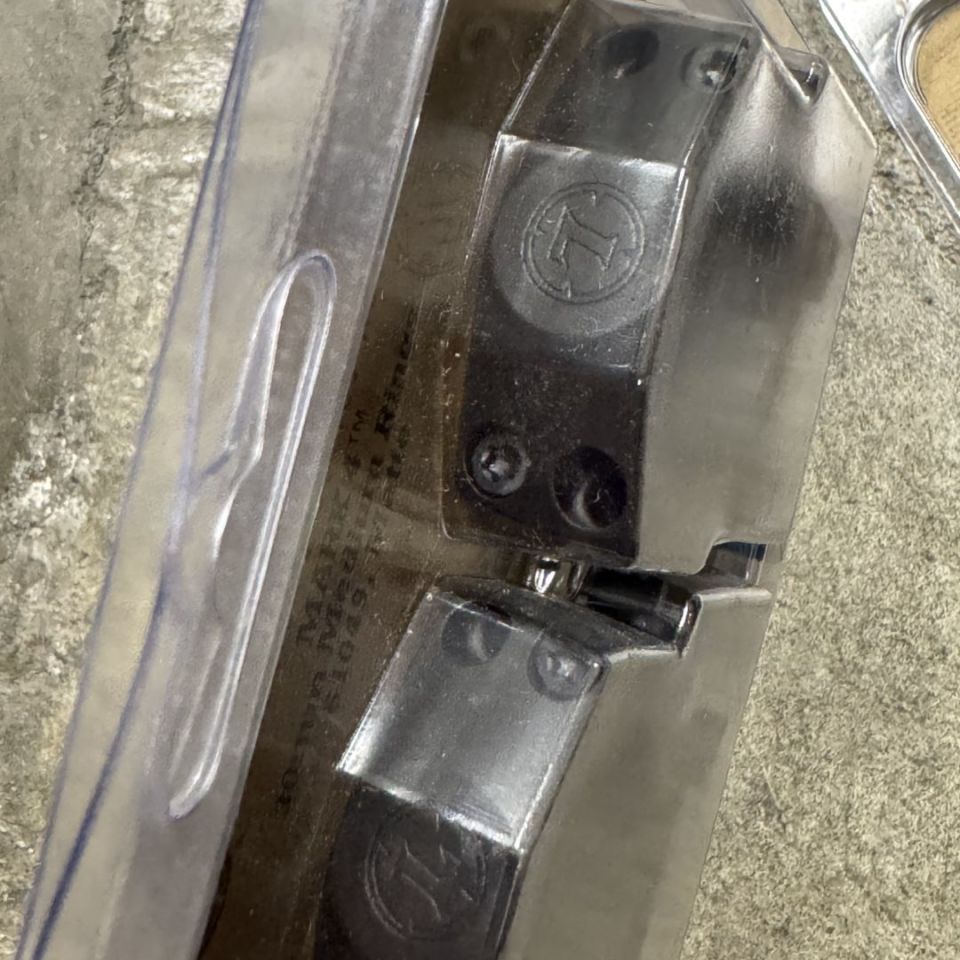 Image 2 - Leupold Mark 4 Med 30mm Rings 