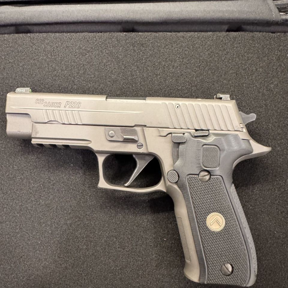 Image 2 - MINT P226 Legion bundle 