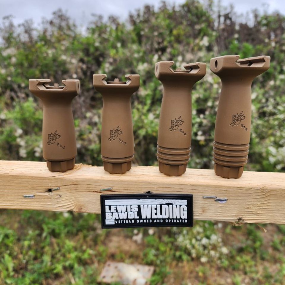 Image 1 - KAC cut vertical foregrip 