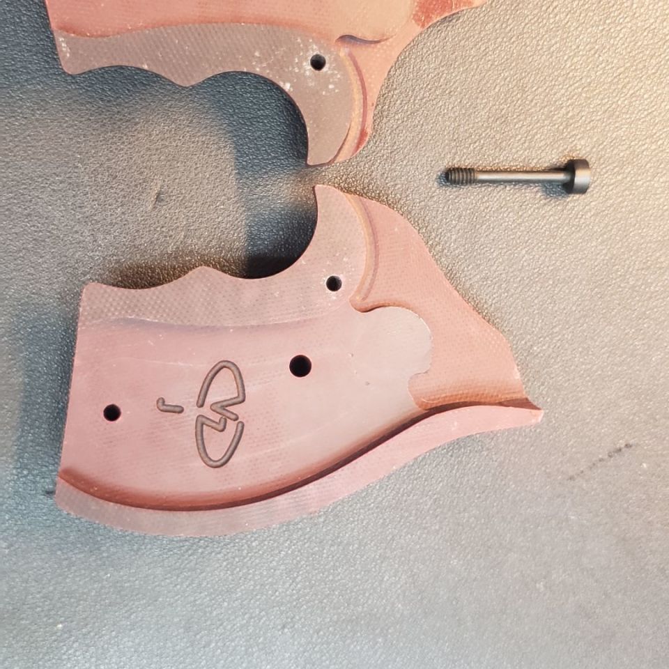 Image 2 - VZ J frame Grips S&W