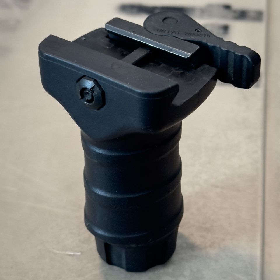 Image 2 - Tango Down Stubby QD VFG 