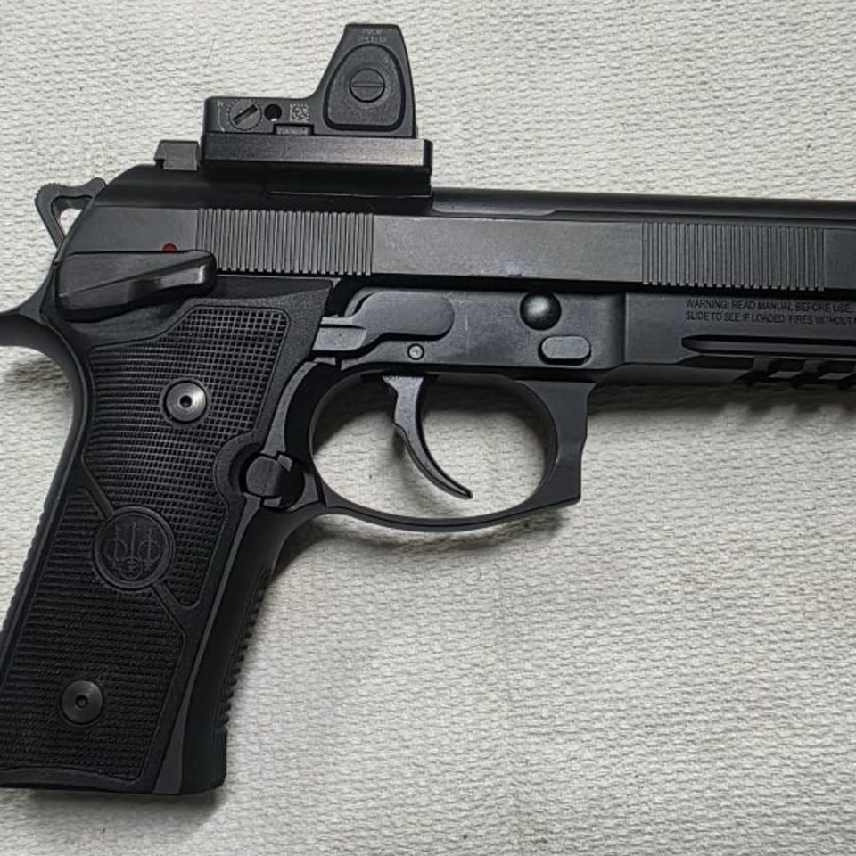Image 3 - Beretta 92x with RMR