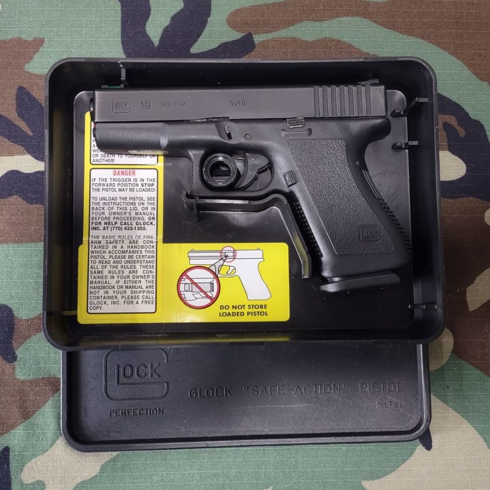 Image 1 - Glock 19 Gen 2