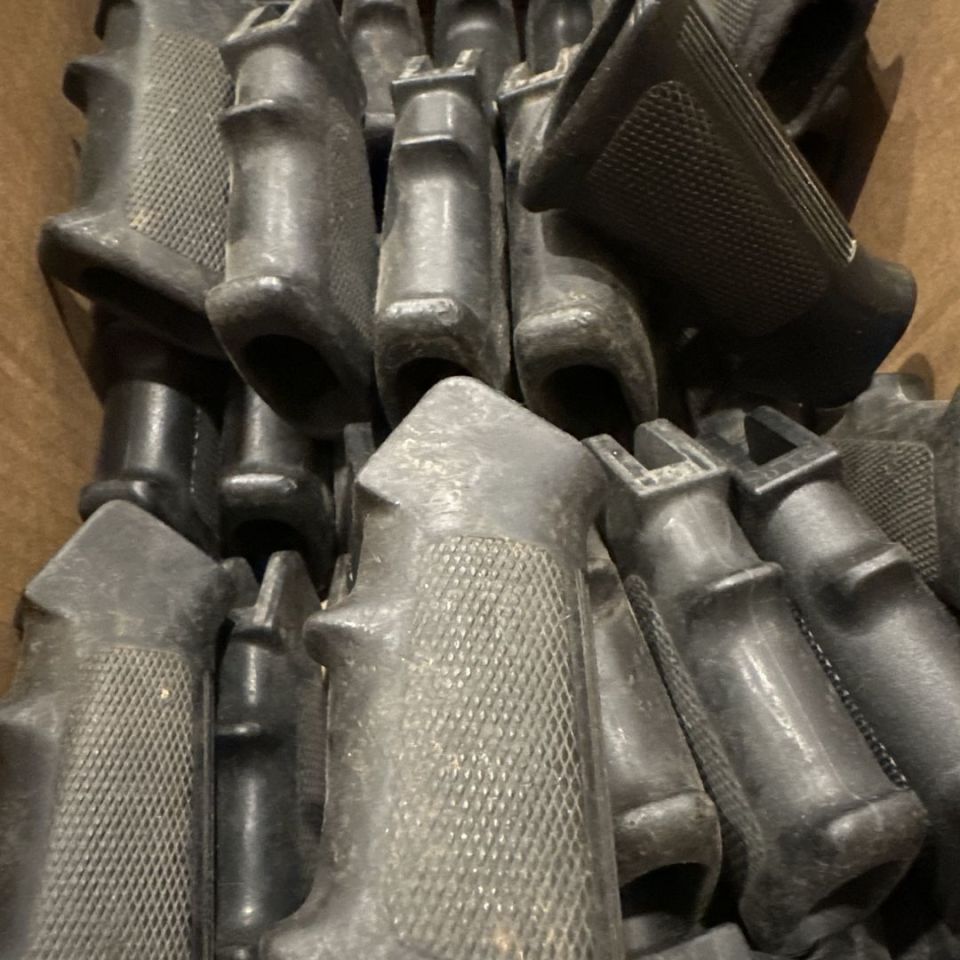 Image 2 - Original Colt FN M16A2 Grips