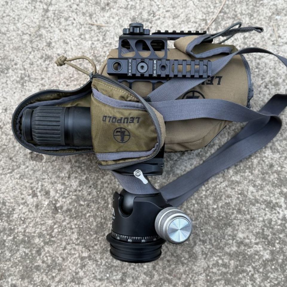 Image 1 - Leupold GR12-40 Spotting Scope