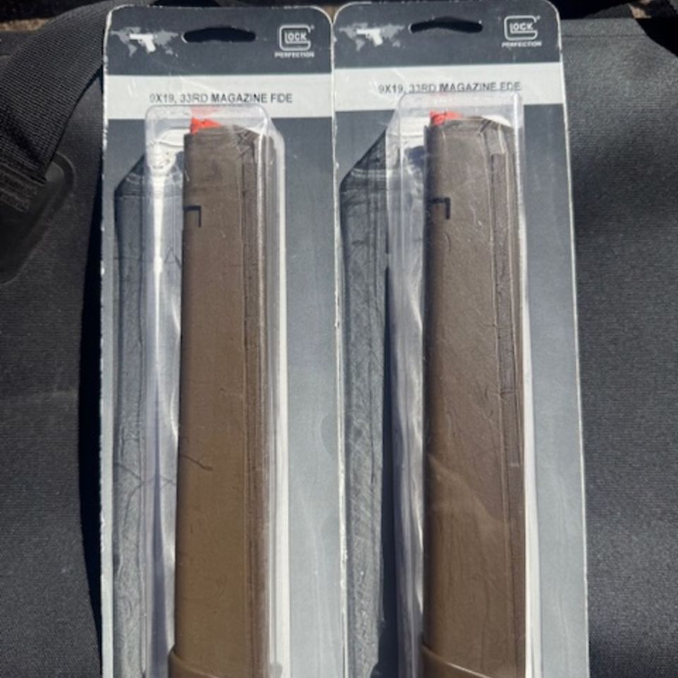 Image 1 - 2x Glock 33rd FDE Mags