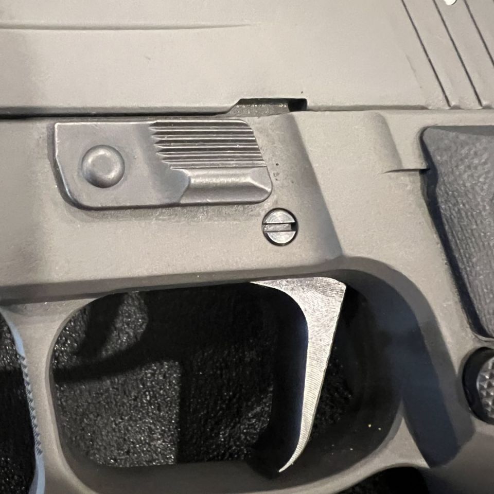 Image 2 - SIG 226 SAO Legion 9mm