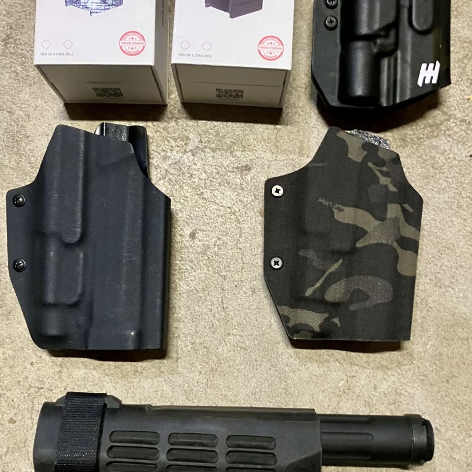 Image 1 - Stuff collecting dust 