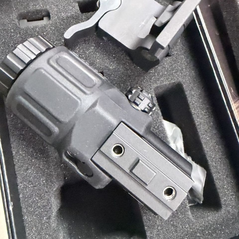 Image 1 - Eotech G33 magnfier