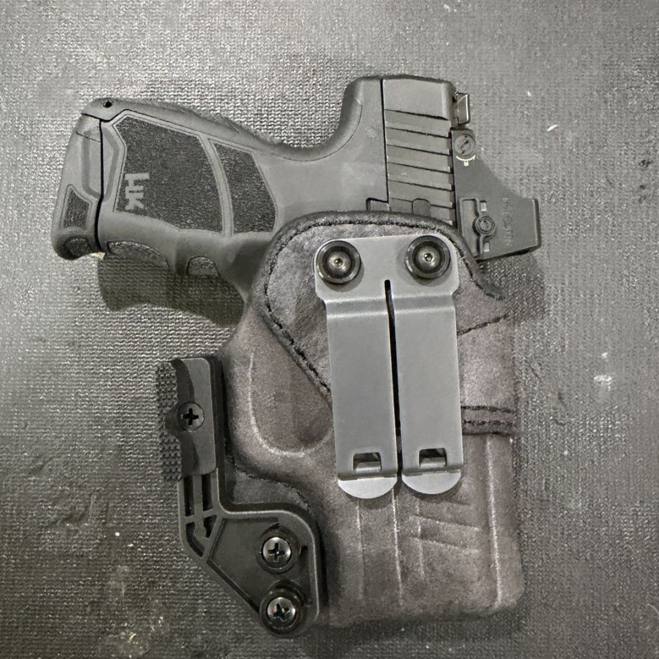 Image 3 - Summer Carry Package 