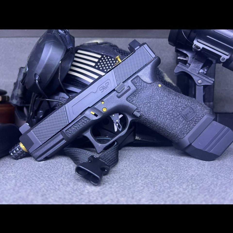 Image 1 - Custom Glock G19