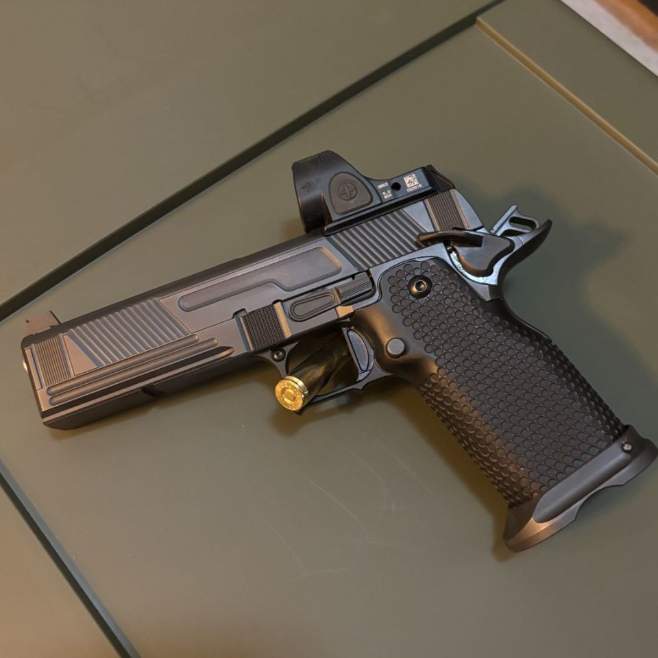 Image 1 - Fowler Vanta 9 