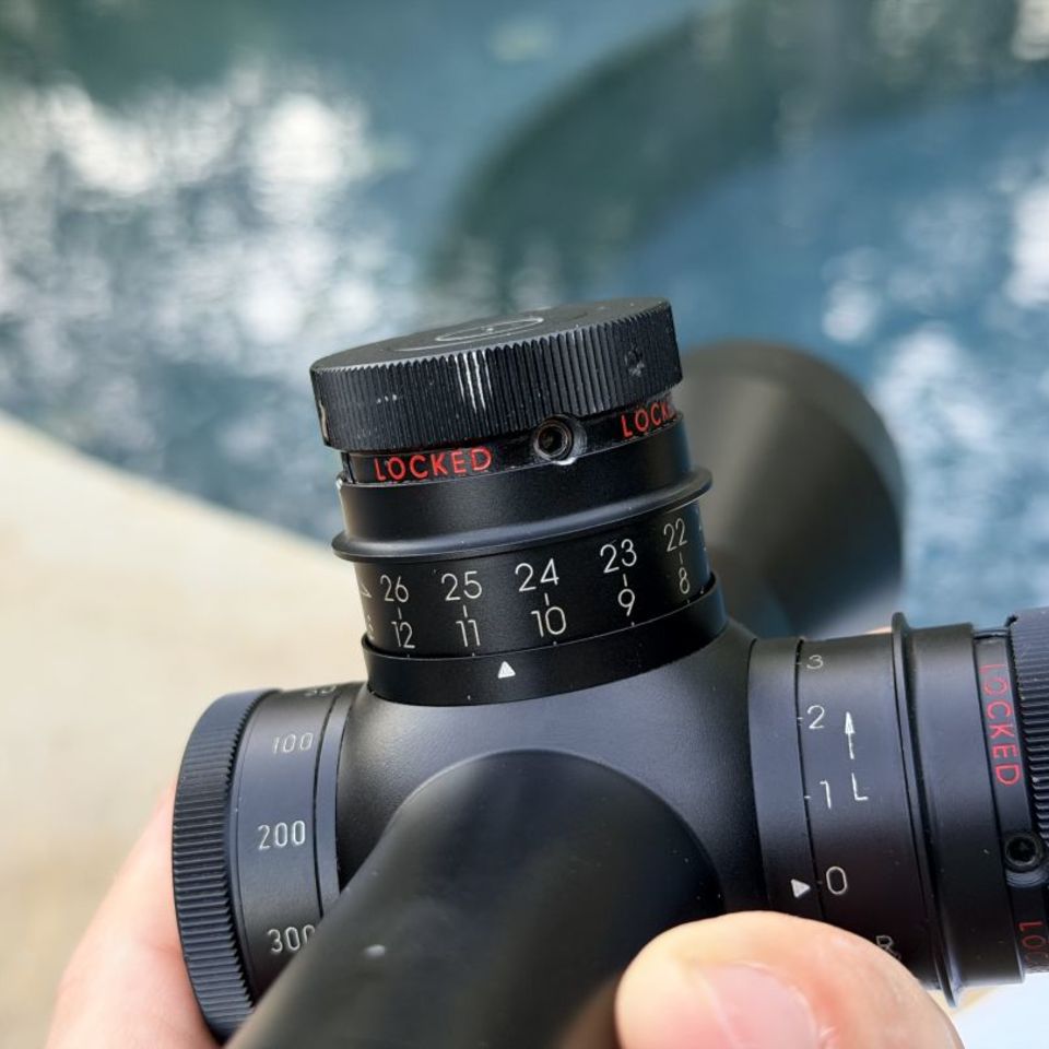 Image 4 - Schmidt and Bender PMii 3-27 