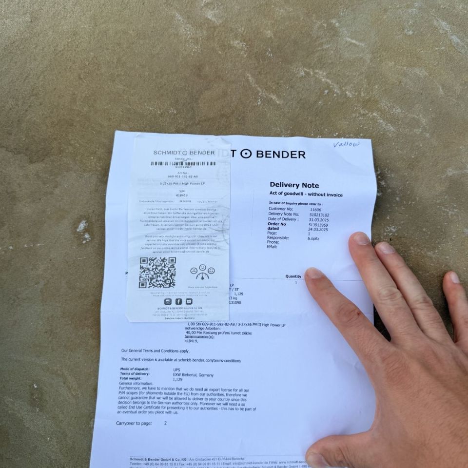 Image 2 - Schmidt and Bender PMii 3-27 