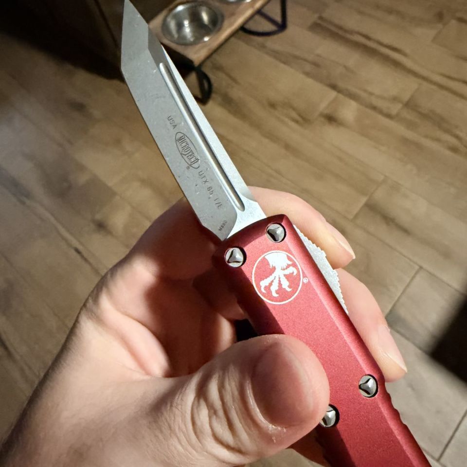 Image 2 - Microtech UTX 85