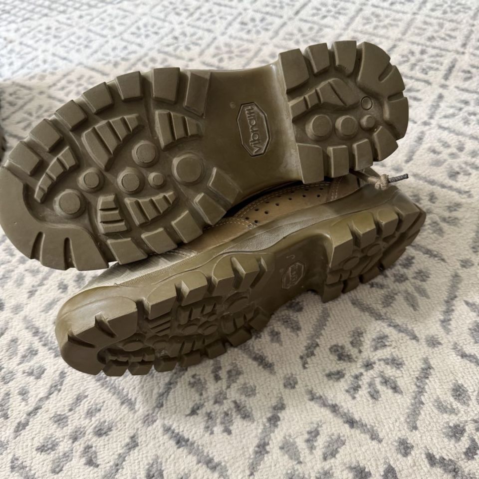 Image 4 - bates Mountain boots