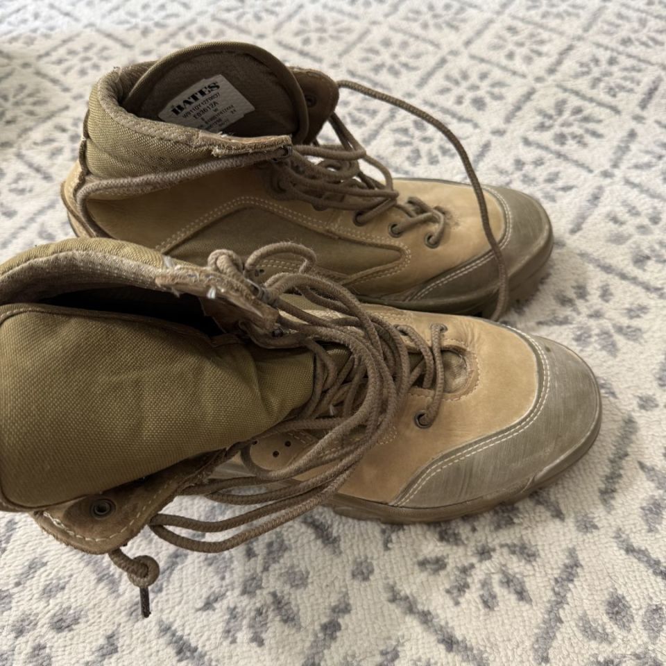 Image 2 - bates Mountain boots