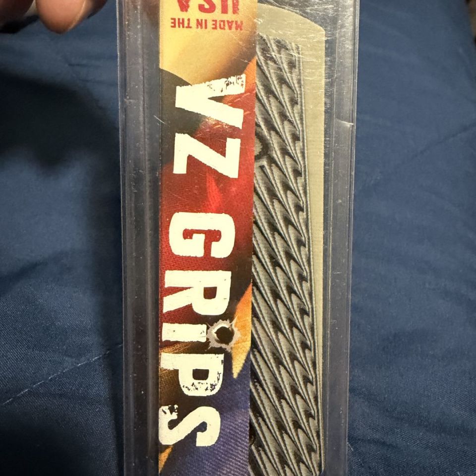 Image 1 - 1911 VZ grip