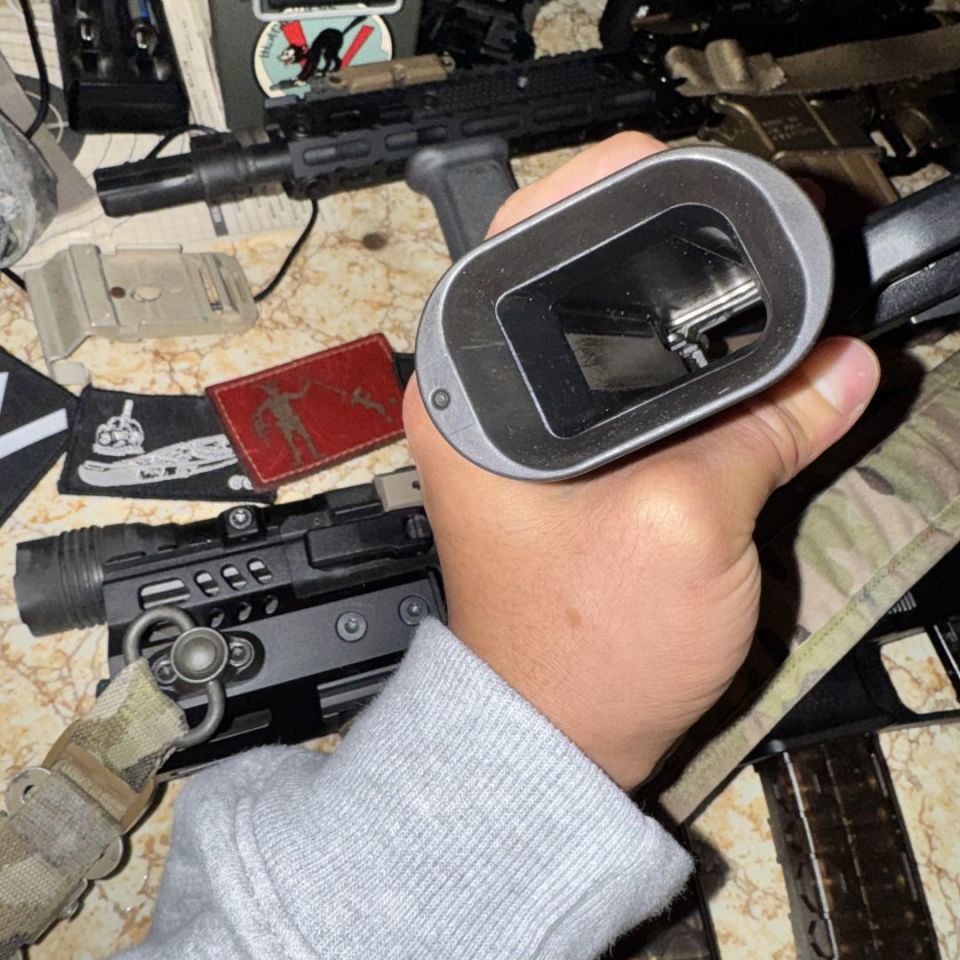 Image 3 - Sig p320 grip