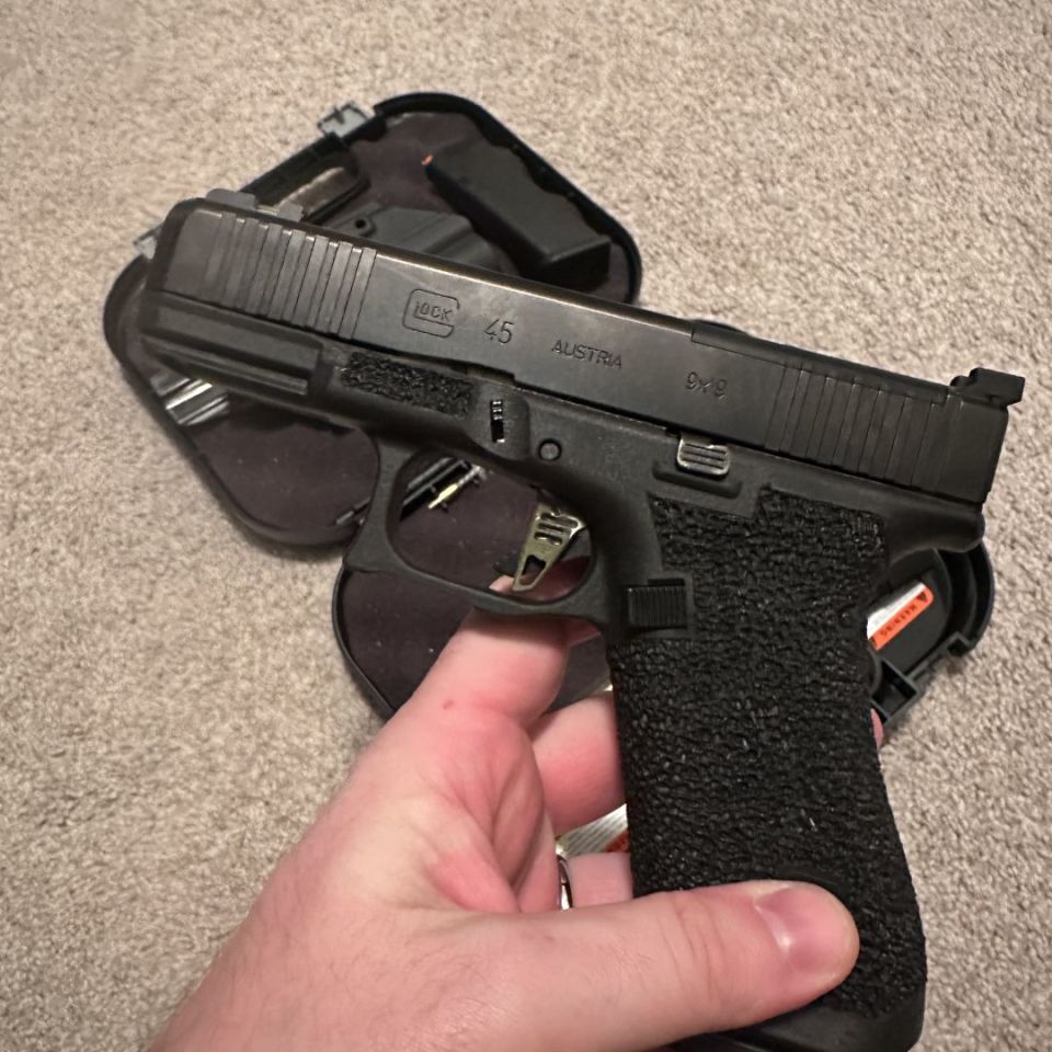 Image 3 - Glock 45 w/ TXC Holster