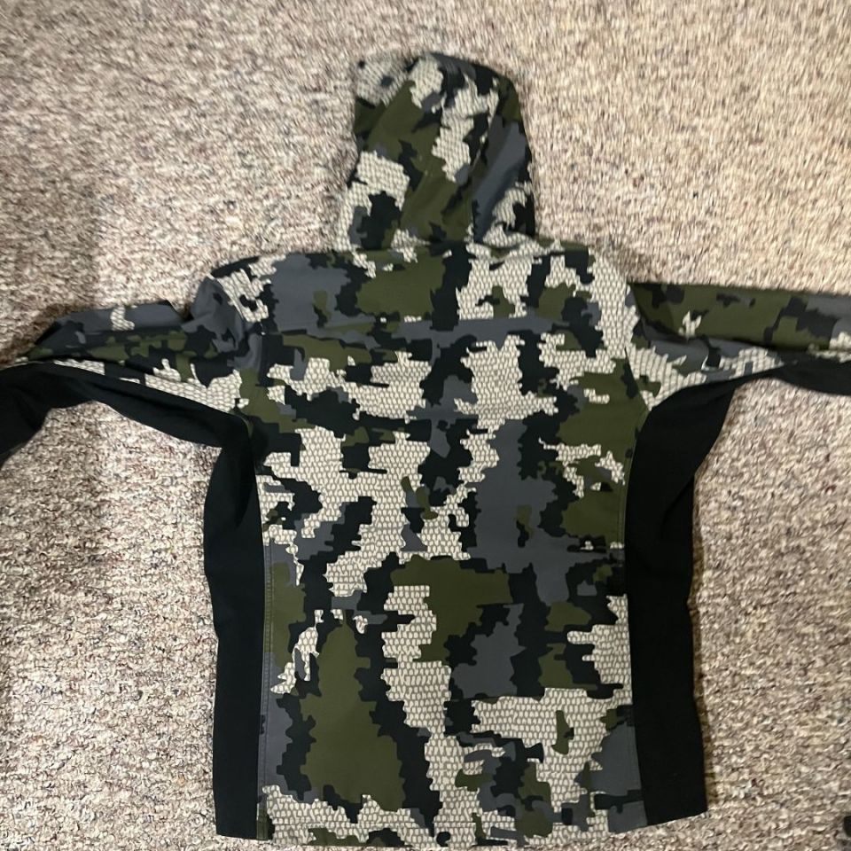Image 2 - WTT L KUIU for XL