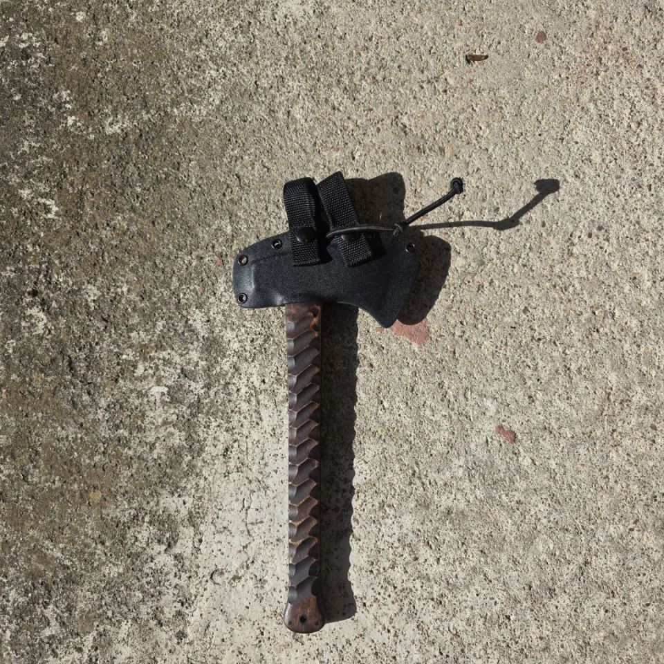 Image 3 - Winkler Camp Axe