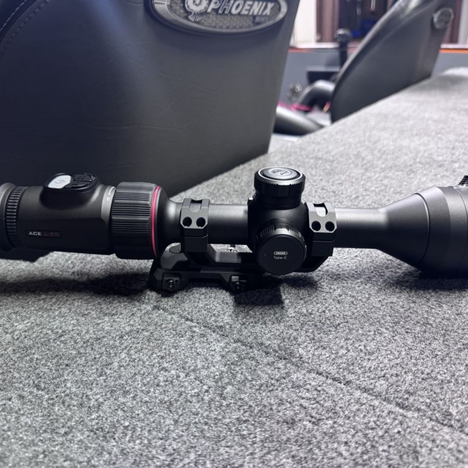 Image 3 - Nocpix Ace L35 - Like new