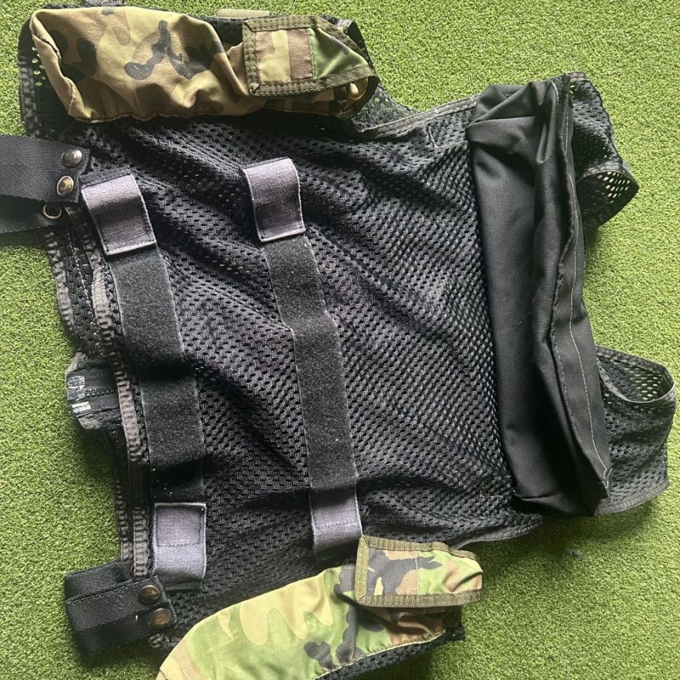 Image 4 - Idema combat systems vest